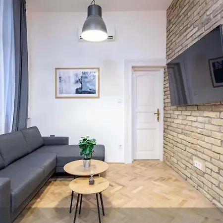 Cityscape Budget Blaha Loft Будапешт